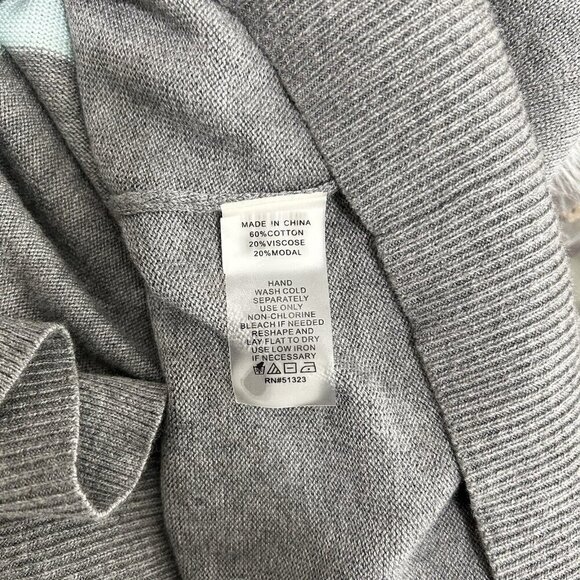 Vince Camuto Colorblock V-Neck Asymmetrical-Hem Sweater, Light Green Gray Sz 2X - Picture 9 of 10